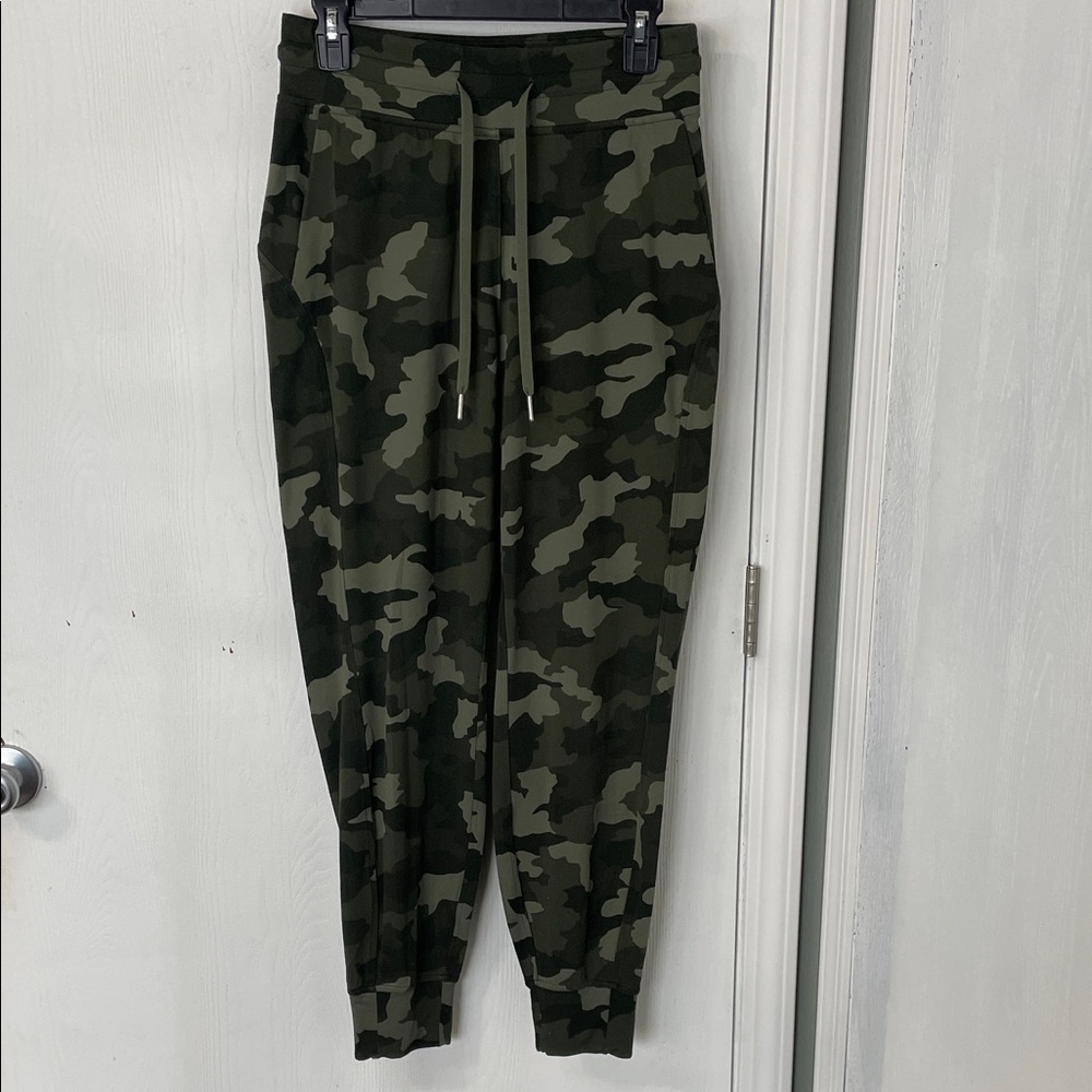 Lululemon Ready To Rulu HR Jogger HCMO Camo Green Rare Size 6 - Picture 3 of 12